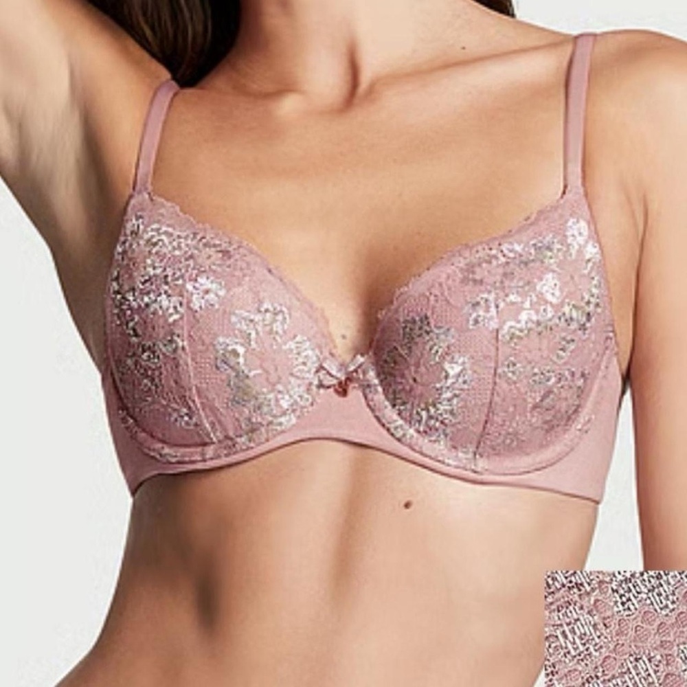 Victoria's Secret Pink Lace Underwire Bra with Metallic Accents